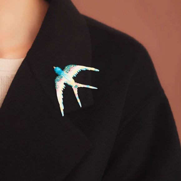 Blue swallow brooch - Picture 4 of 5
